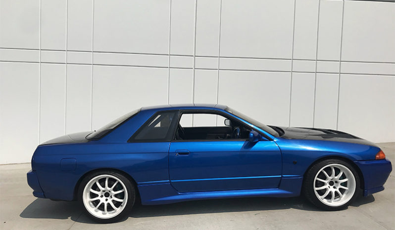 1990 Nissan Skyline GTR full